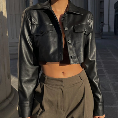 KIMBERLY KUNSTLEDERJACKE – CROPPED DAMENJACKE MIT KNÖPFEN & KRAGEN