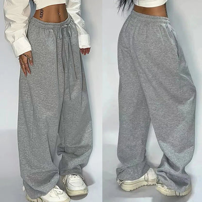 LENORA JOGGINGHOSE AUS POLYESTER – WEIT & BEQUEM