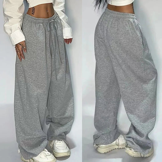 LENORA JOGGINGHOSE AUS POLYESTER – WEIT & BEQUEM