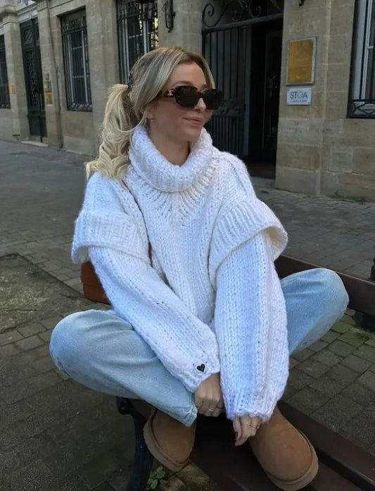 AMARA ROLLKRAGENPULLOVER – STRICK OVERSIZE WEISS