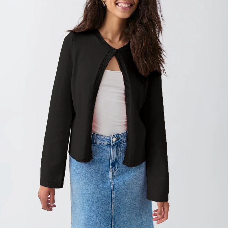 MARIBEL STRICKJACKE – ELEGANT MIT KNOPF VORNE