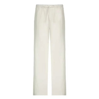 NAOMI HOSE – WEITE PREMIUM-PANTS MIT GERADER SILHOUETTE