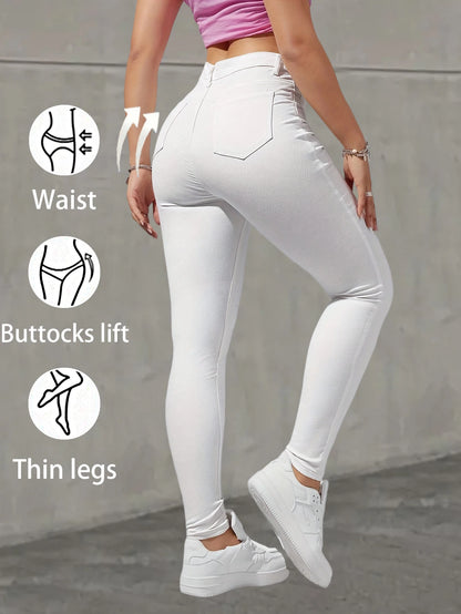 VALENCIA STRETCHJEANS MIT HOHEM BUND UND SKINNY FIT IN WEISS