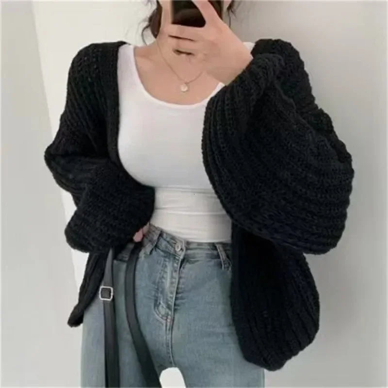 SEYUN CARDIGAN – KURZE STRICKJACKE IM KOREAN STYLE MIT FLEDERMAUSÄRMELN