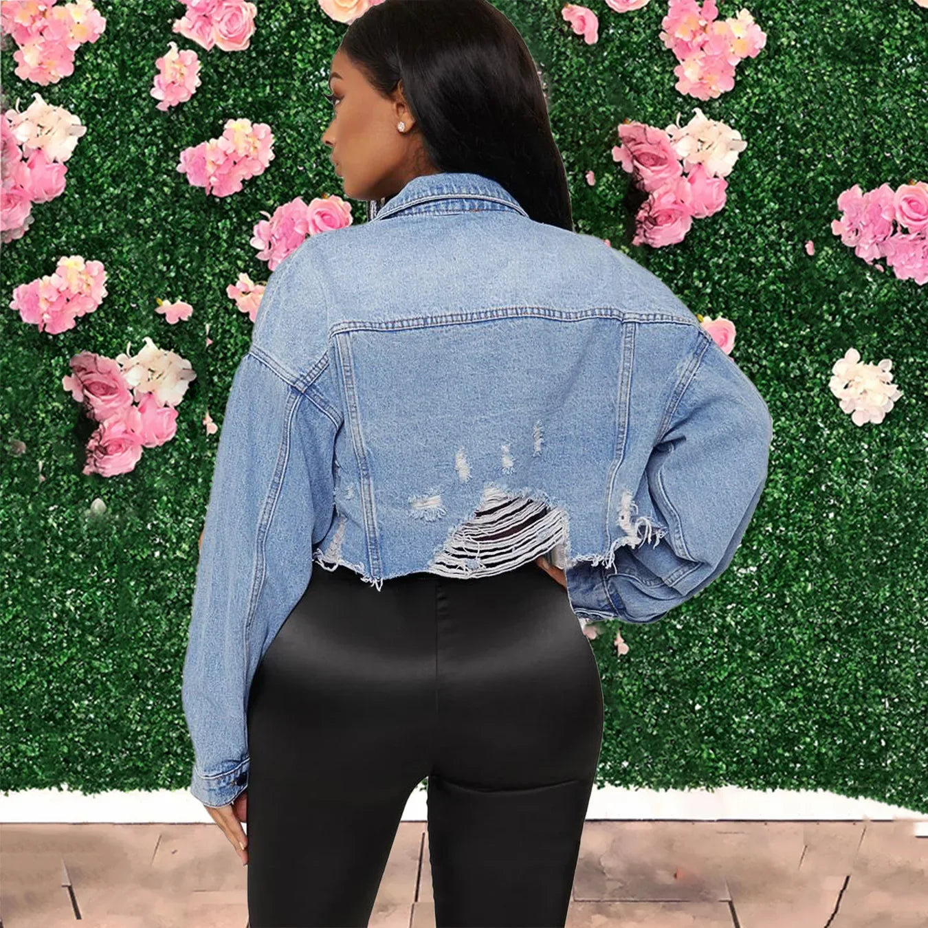 AYLIN JEANSJACKE – CROPPED & HELLBLAU