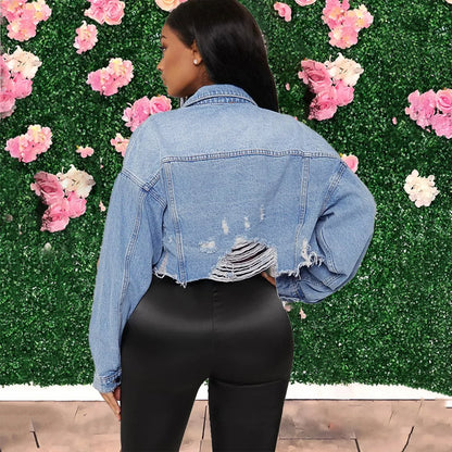 AYLIN JEANSJACKE – CROPPED & HELLBLAU