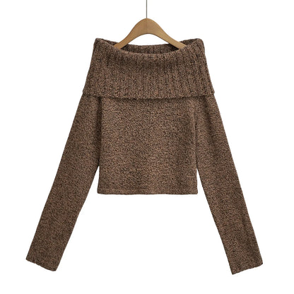 ALVARA PULLOVER – OFF-SHOULDER STRICK IN BRAUN