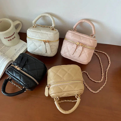 ELEGANTE MINI SCHULTERTASCHE MIT KETTE
