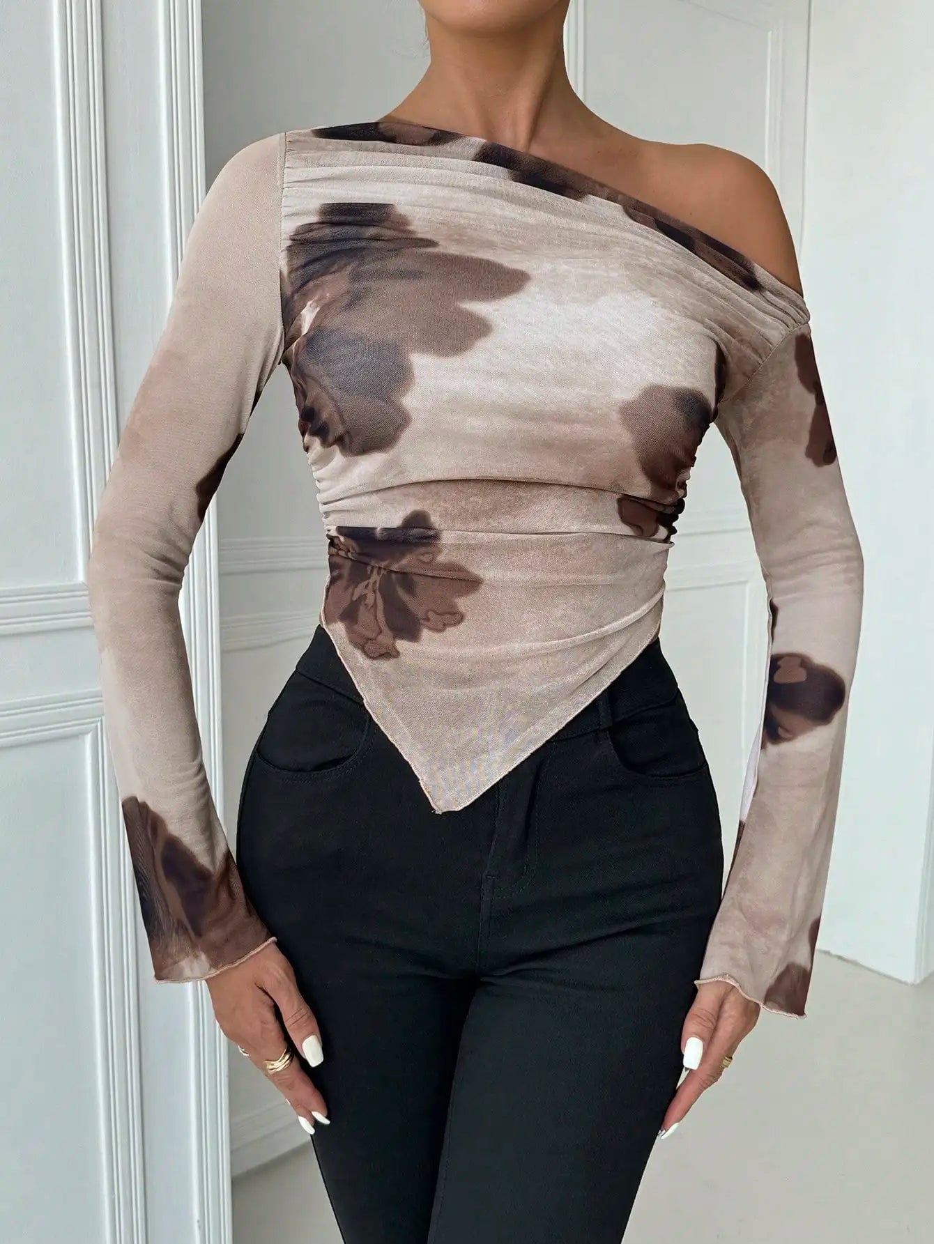 Variant image for Sweet Spice Personality Style Mesh Print Diagonal Shoulder Long Sleeve Top Irregular Off-the-shoulder Short Top for Women-2