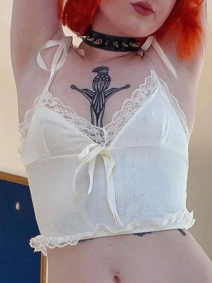 LIV | LACE CROP SPITZENTOP MIT SCHLEIFEN & VERZIERUNGEN