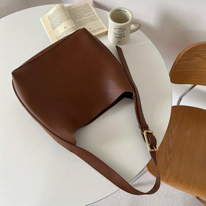 ELEGANTE WIDE-STRAP SCHULTERTASCHE