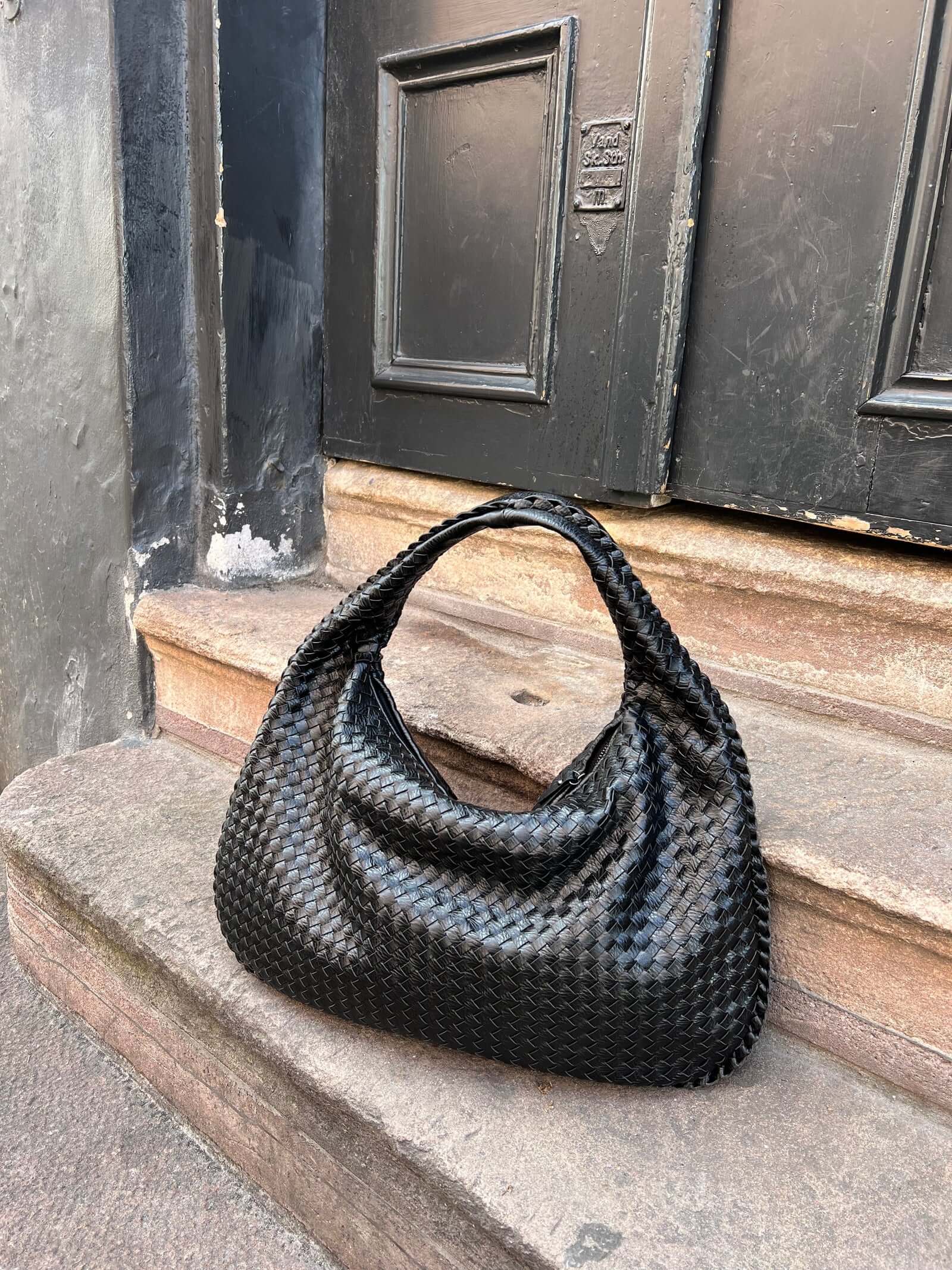 Variant image for Damen Handtasche Schwarz Größe XL Kunstleder Geflochten-2