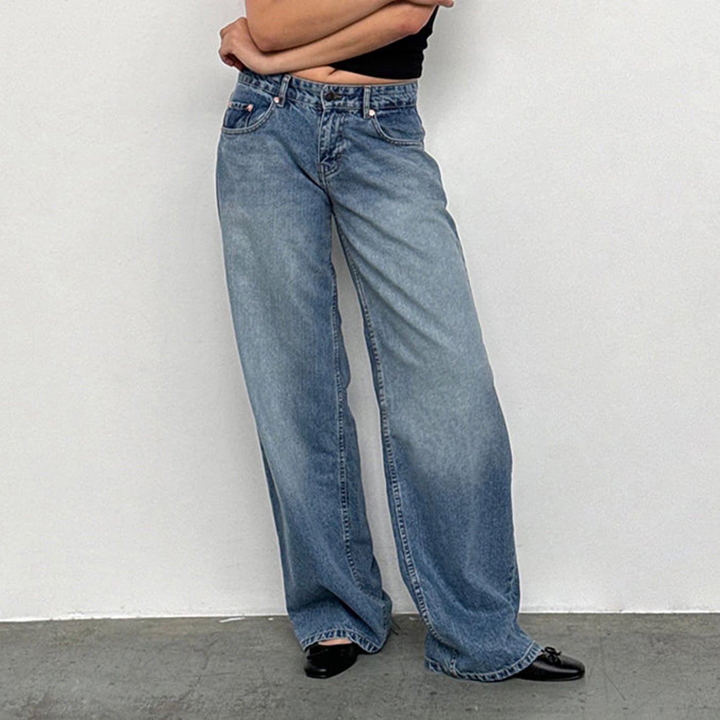 AVENIA SCHLAGHOSE – LOW-WAIST JEANSHOSE IM LOCKEREN Y2K STYLE