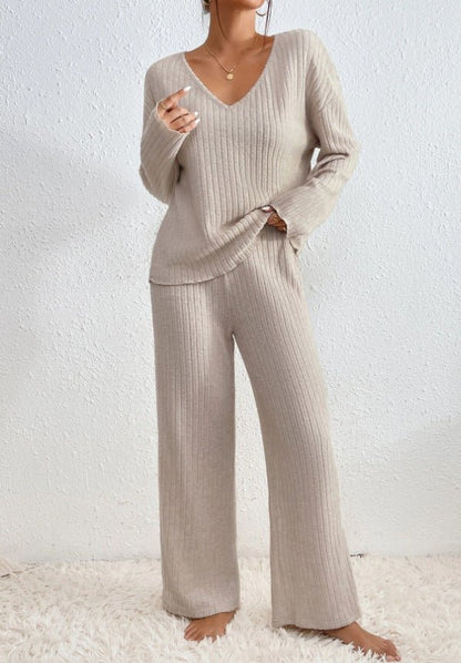 FELINA – ZWEITEILIGES LOUNGEWEAR SET MIT RIPPSTRUKTUR