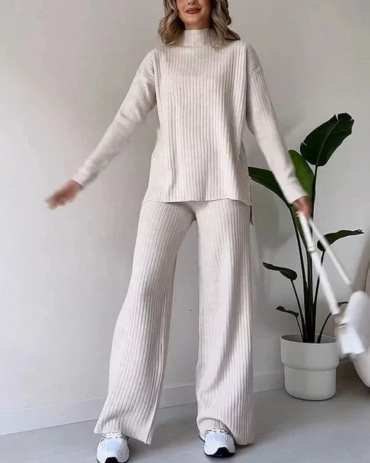 ZAINAB – CREMEFARBENES STRICKSET MIT WEITEM PULLOVER UND HOSE