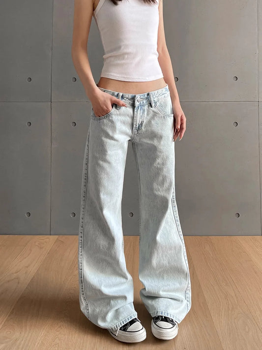 ZADRA JEANS MIT NIEDRIGEM BUND UND TASCHENDETAILS